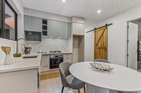 Photo of property in 21 Paretao Street, Massey, 0614