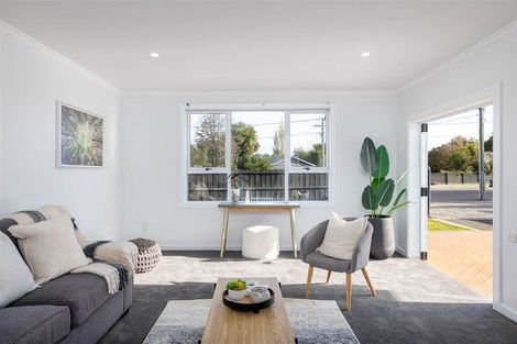 Photo of property in 8 Domain Terrace, Spreydon, Christchurch, 8024