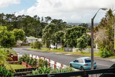 Photo of property in 137 Don Buck Road, Massey, Auckland, 0614