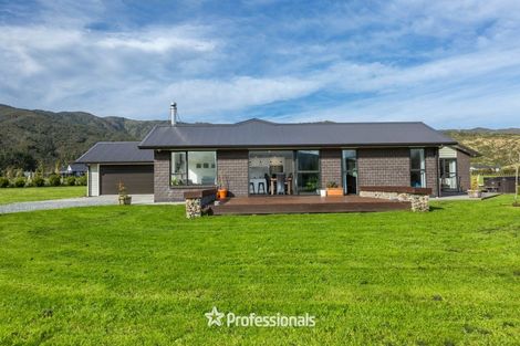 Photo of property in 2a Turksma Lane, Kaitoke, 5018