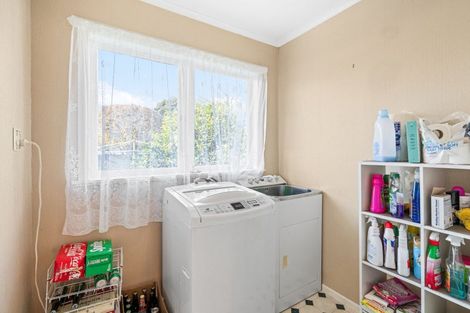 Photo of property in 3 Drake Street, Levin, 5510