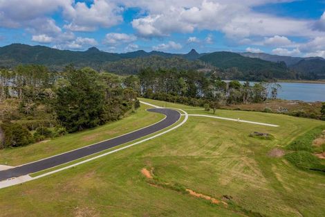 Photo of property in 26 North Ridge Drive, Pauanui, 3579
