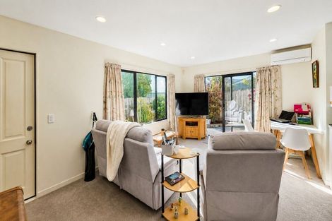 Photo of property in 1c Pollen Street, Johnsonville, Wellington, 6037