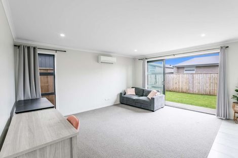 Photo of property in 5 Roslyn Farm Street, Ramarama, 2579