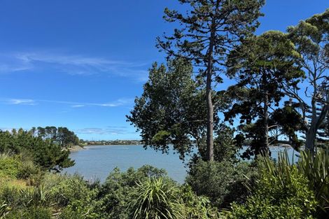 Photo of property in 71 Fisher Parade, Sunnyhills, Auckland, 2010