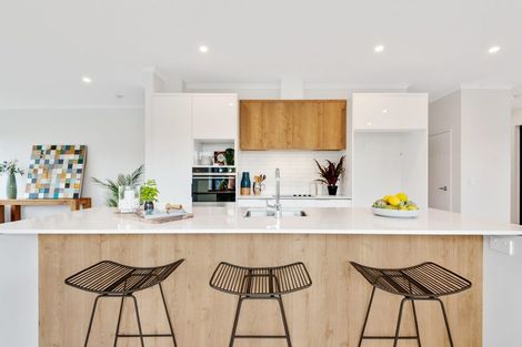 Photo of property in 67 Taikura Avenue, Red Beach, 0932