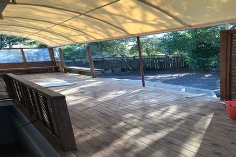 Photo of property in 95 Ocean View Road, Hillcrest, Auckland, 0627