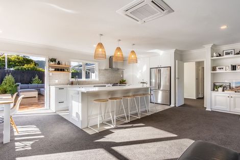 Photo of property in 73 Kohekohe Road, Waikanae, 5036