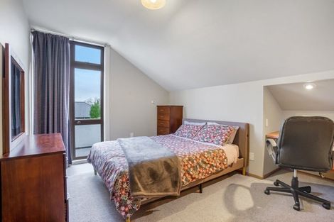 Photo of property in 37 Anne Street, Winton, 9720