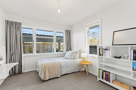 Photo of property in 229 Weston Road, St Albans, Christchurch, 8052