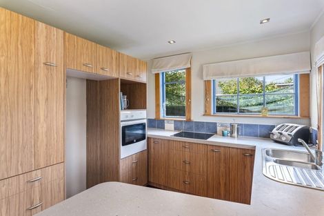 Photo of property in 18 Forest Lane, Raumati South, Paraparaumu, 5032