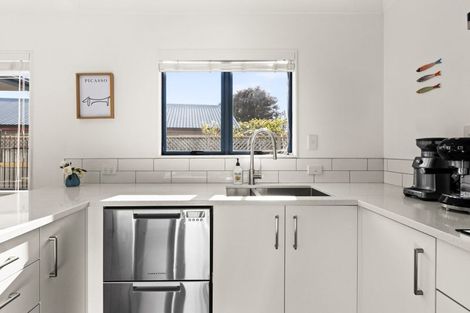 Photo of property in 68 Park Road, Greenmeadows, Napier, 4112