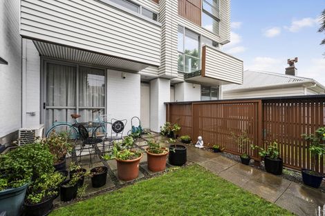 Photo of property in Altar Apartments, 13/120 Rintoul Street, Newtown, Wellington, 6021