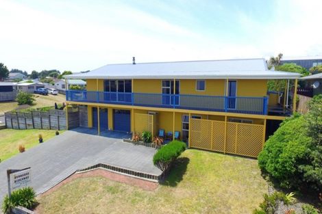Photo of property in 9 Takitimu Street, Waitarere Beach, Levin, 5510