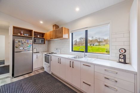 Photo of property in 476 Hatuma Road, Waipukurau, 4281