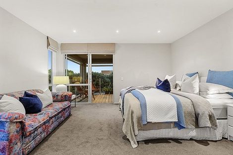 Photo of property in 2a Rushden Terrace, Red Beach, 0932