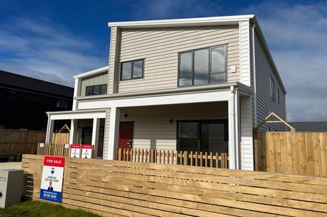 Photo of property in 80a Kahui Parade, Karaka, 2113