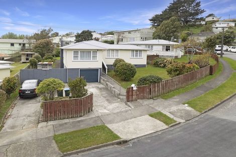 Photo of property in 73 Hampshire Street, Cannons Creek, Porirua, 5024