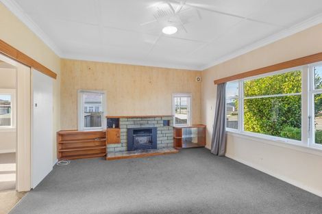 Photo of property in 13 Winchester Street, Levin, 5510