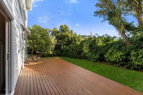 Photo of property in 49 Upper Watt Street, Wadestown, Wellington, 6012