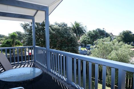 Photo of property in 8 Olive Terrace, Paraparaumu Beach, Paraparaumu, 5032