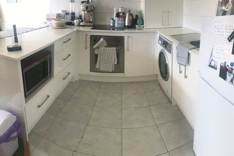 Photo of property in 15/83 Lake Road, Devonport, Auckland, 0622