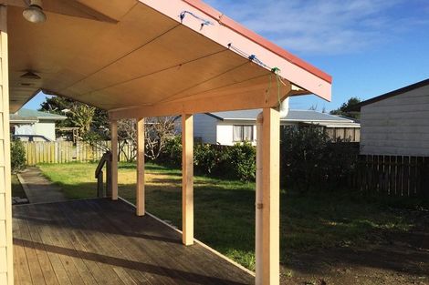 Photo of property in 12 Volta Place, Clendon Park, Auckland, 2103