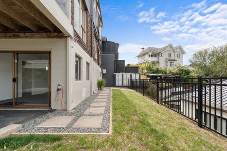 Photo of property in 63a/3 Norwood Road, Bayswater, Auckland, 0622