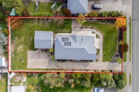 Photo of property in 23 Charles Street, Carterton, 5713