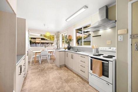 Photo of property in 102 Browning Street, Leamington, Cambridge, 3432