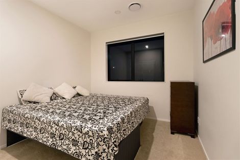 Photo of property in 1 Toanui Road, Hobsonville, Auckland, 0616