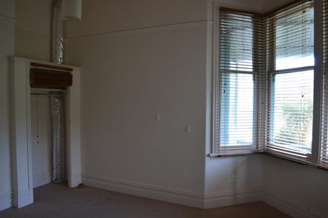 Photo of property in 2/106 Glenmore Street, Northland, Wellington, 6012