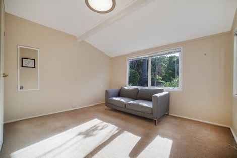 Photo of property in 13 Gilberd Place, Torbay, Auckland, 0630