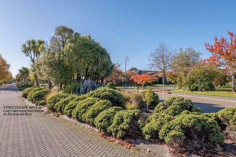 Photo of property in 7 Riverwood Boulevard, Redwood, Christchurch, 8051