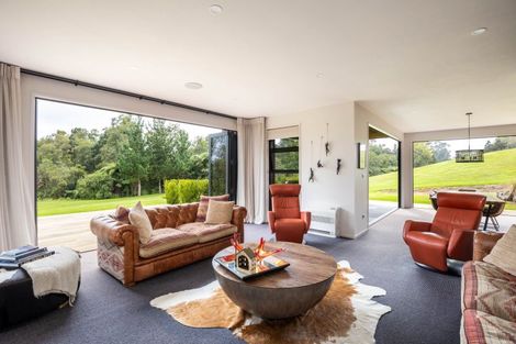 Photo of property in 80a Henwood Road, Paraite, New Plymouth, 4372