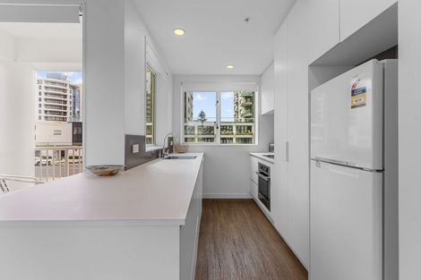 Photo of property in 7/12 Maunganui Road, Mount Maunganui, 3116