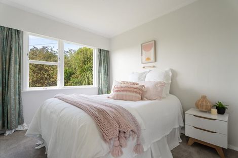 Photo of property in 1 Broderick Crescent, Johnsonville, Wellington, 6037