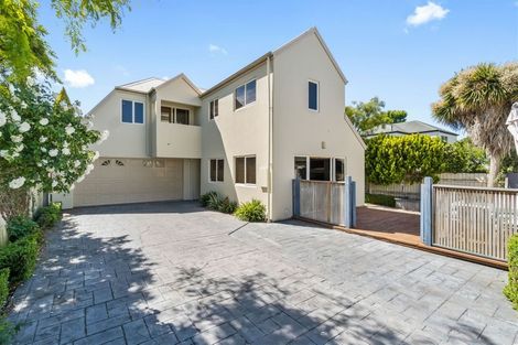 Photo of property in 44 Dover Street, St Albans, Christchurch, 8014