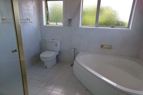 Photo of property in 21 Priestley Drive, Bucklands Beach, Auckland, 2014