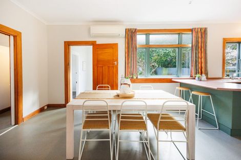 Photo of property in 215 College Street, West End, Palmerston North, 4412