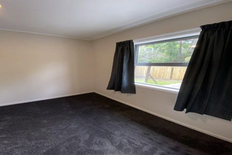 Photo of property in 21f9 Collins Avenue, Tawa, Wellington, 5028