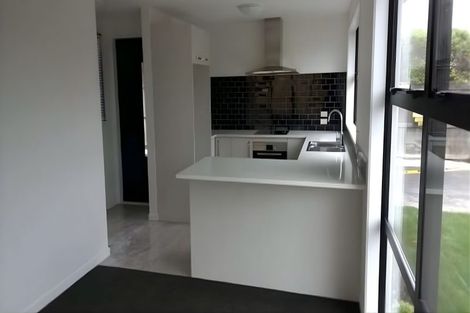 Photo of property in 4/40 Brockworth Place, Riccarton, Christchurch, 8011