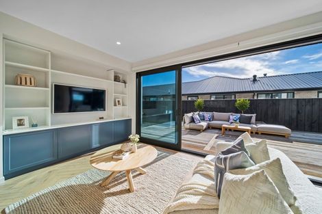 Photo of property in 14 Rapaki Street, Pegasus, 7612