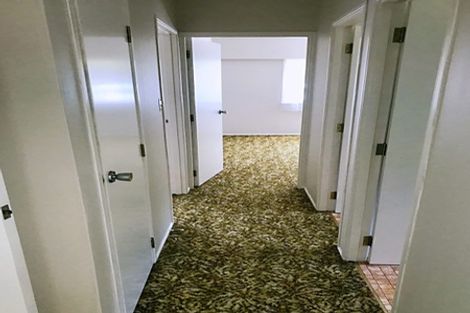 Photo of property in 4/30 Campbell Road, Onehunga, Auckland, 1061