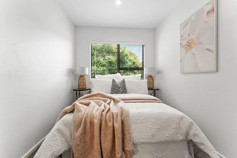 Photo of property in 2/1b Eugenia Rise, Totara Heights, Auckland, 2105