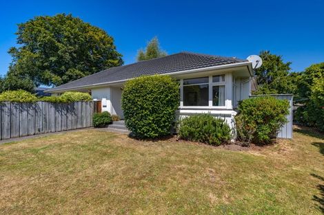 Photo of property in 2/116 Holly Road, St Albans, Christchurch, 8014