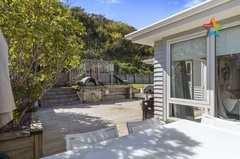 Photo of property in 18 Kaitangata Crescent, Kelson, Lower Hutt, 5010