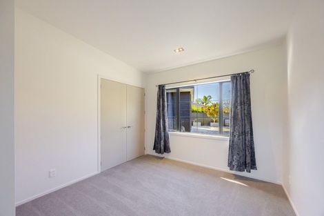 Photo of property in 80 Kent Terrace, Taradale, Napier, 4112