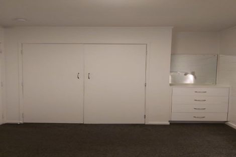 Photo of property in 2/2 Bentley Avenue, Glenfield, Auckland, 0629