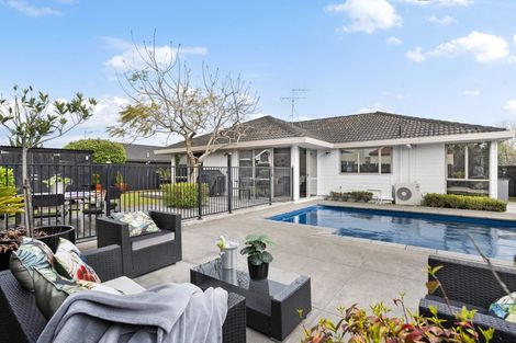 Photo of property in 23 Ben Nevis Place, Northpark, Auckland, 2013